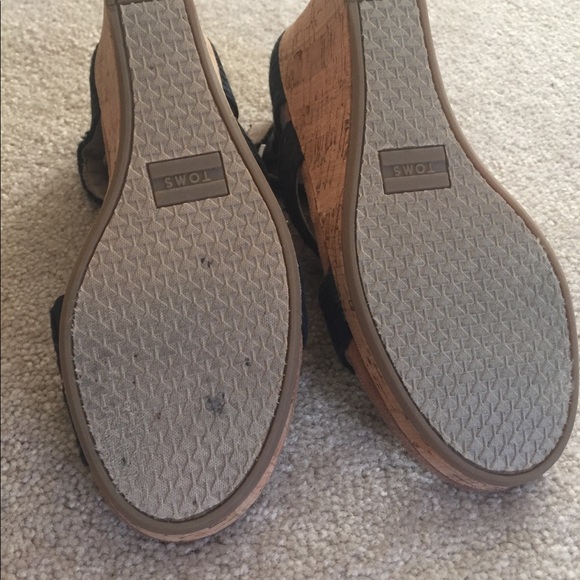 Tom’s Clarissa Black Wedge-7.5 - Picture 3 of 4
